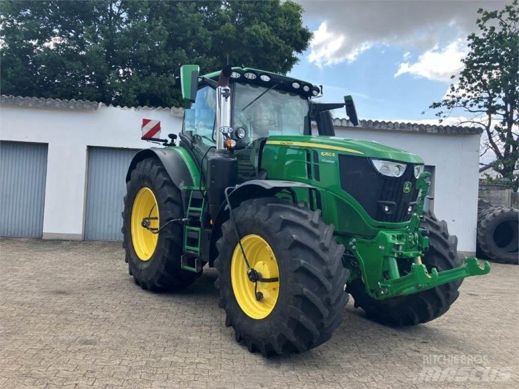 John Deere 6250R الجرارات