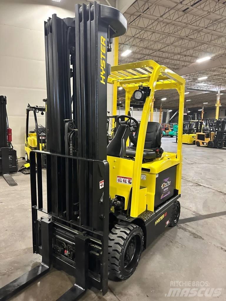 Hyster E 60 XN شاحنات ذات رافعات شوكية تعمل بالكهرباء