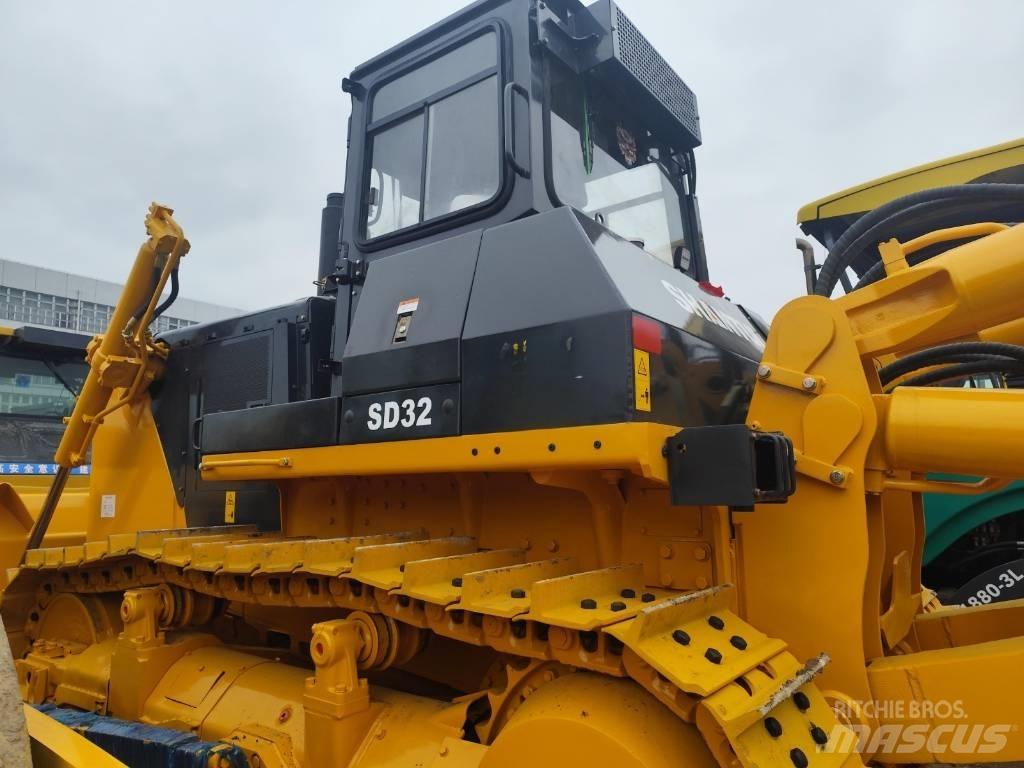 Shantui SD32 بلدوزرات مجنزرة