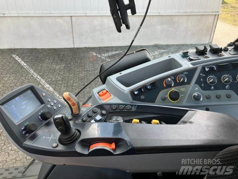 Valtra T 174e الجرارات