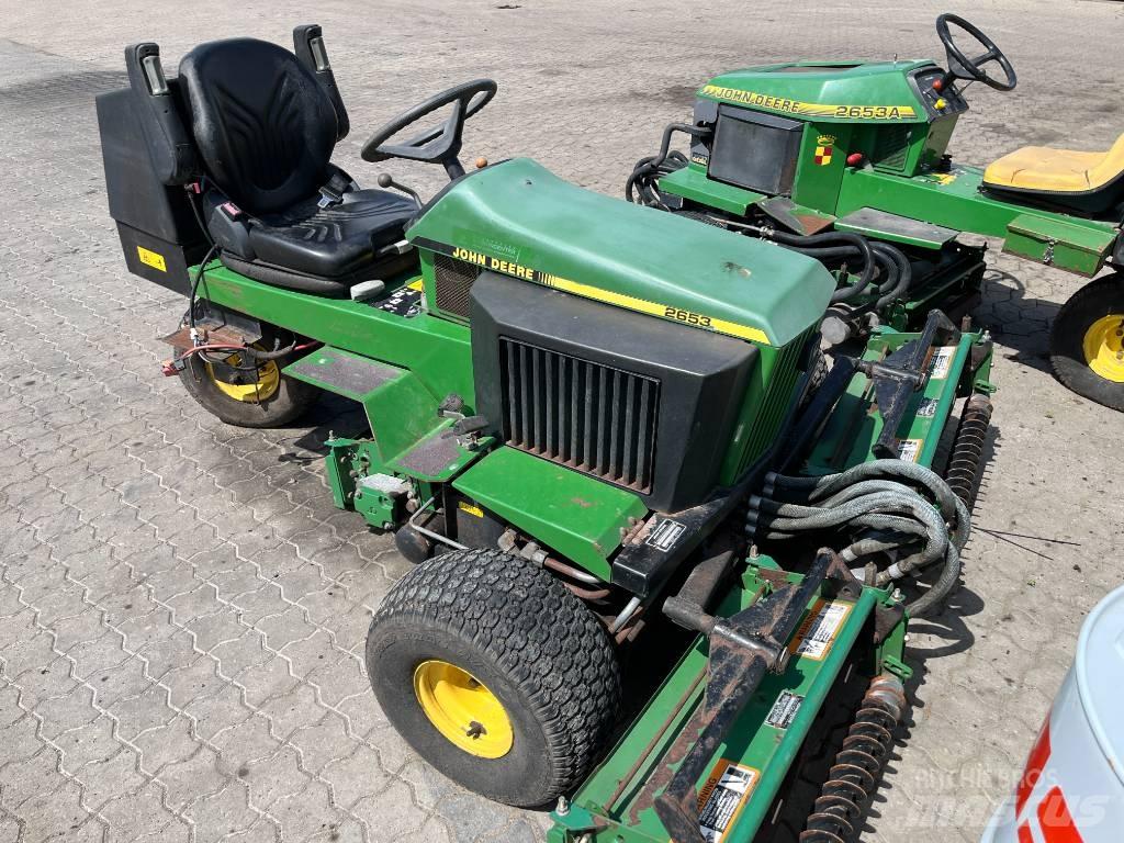 John Deere 2653 ركوب الحشائش