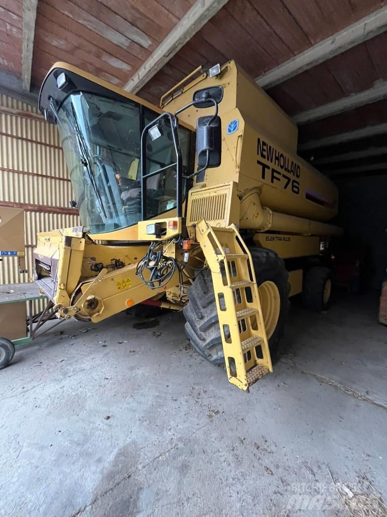 New Holland TF 76 حصادات