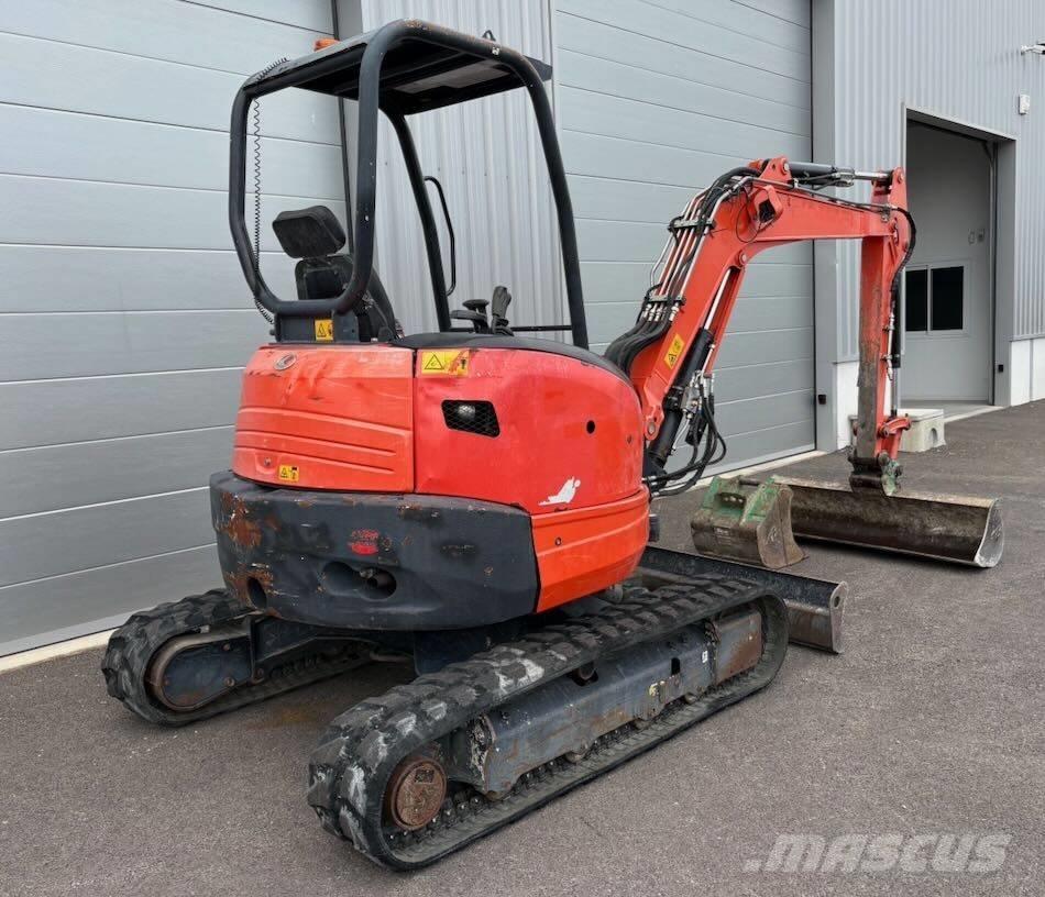 Kubota U 35-3 حفارات صغيرة أقل من 7 طن (حفارات صغيرة)
