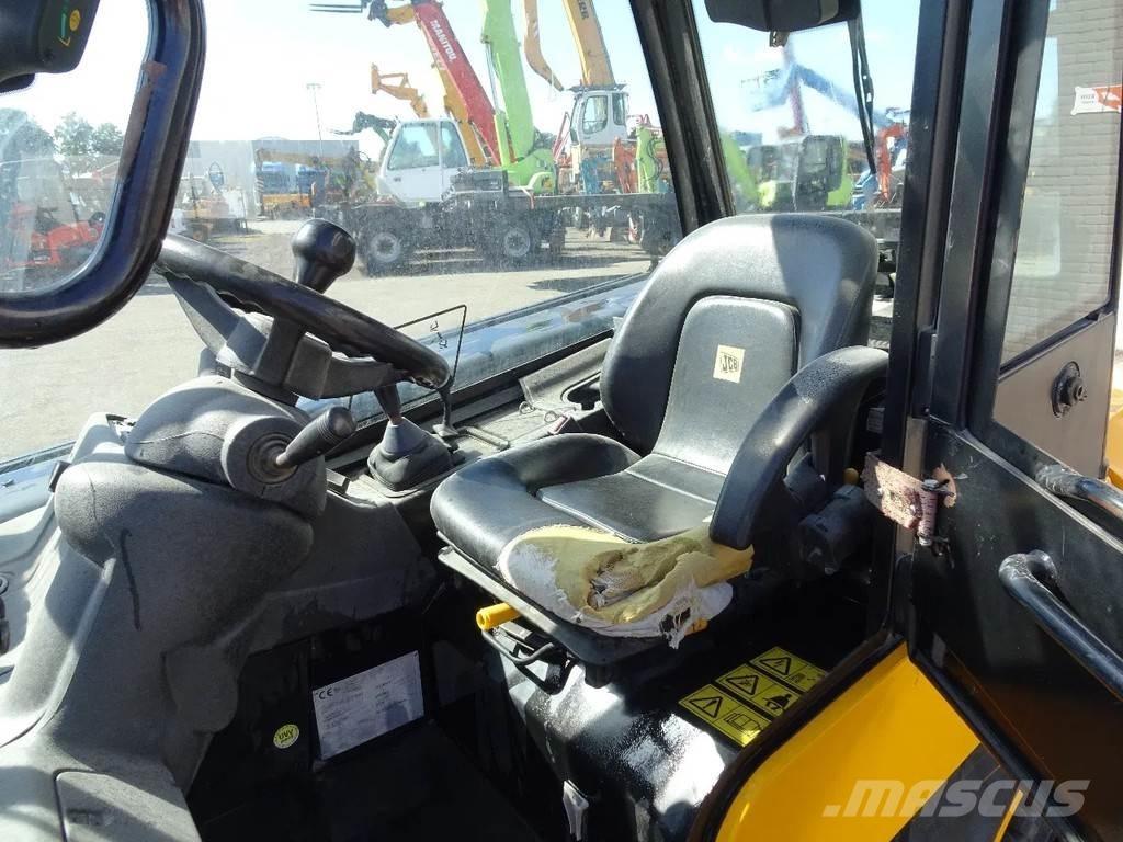 JCB TLT30D مناولات متداخلة