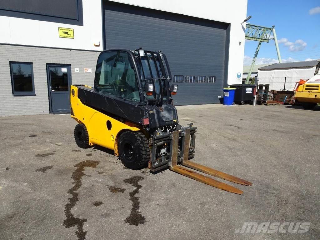 JCB TLT30D مناولات متداخلة
