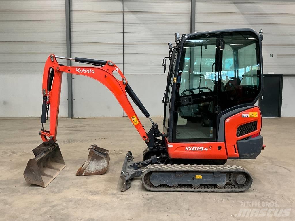 Kubota KX 019-4 حفارات صغيرة أقل من 7 طن (حفارات صغيرة)