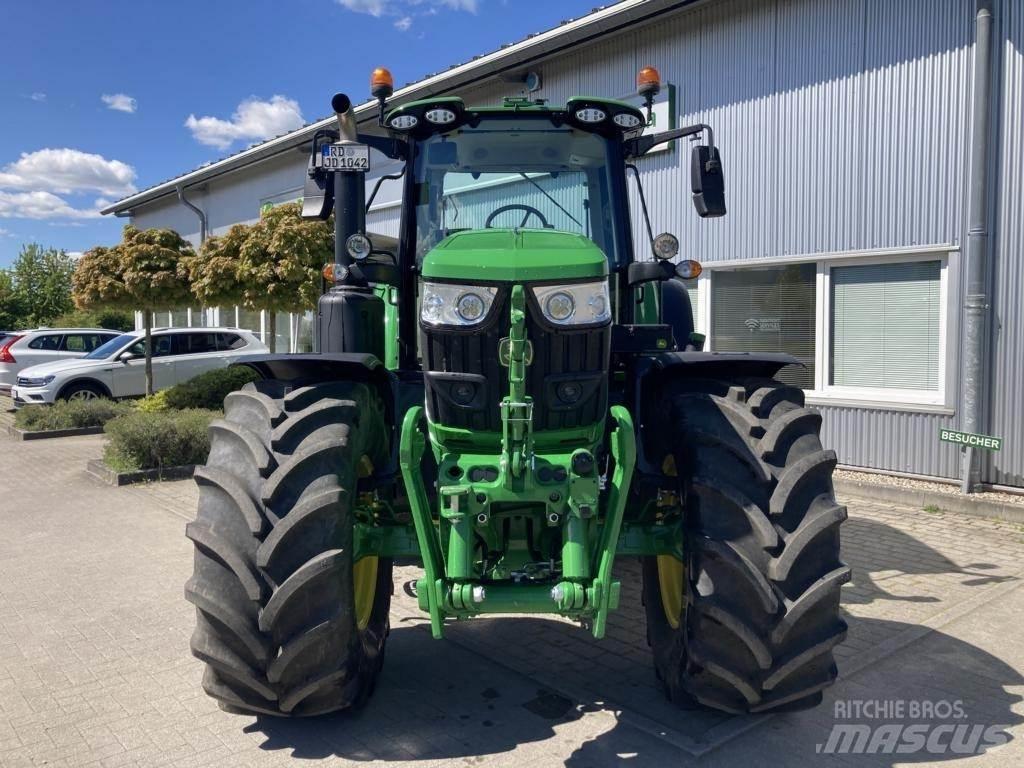 John Deere 6M185 الجرارات