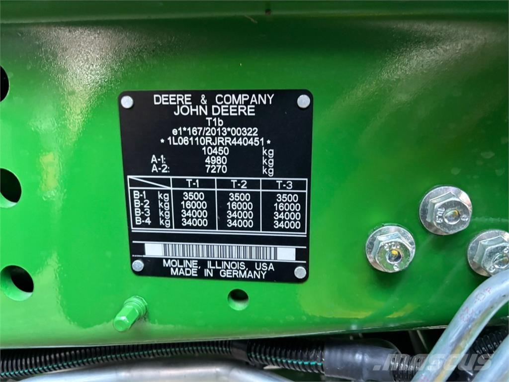 John Deere 6R110 الجرارات