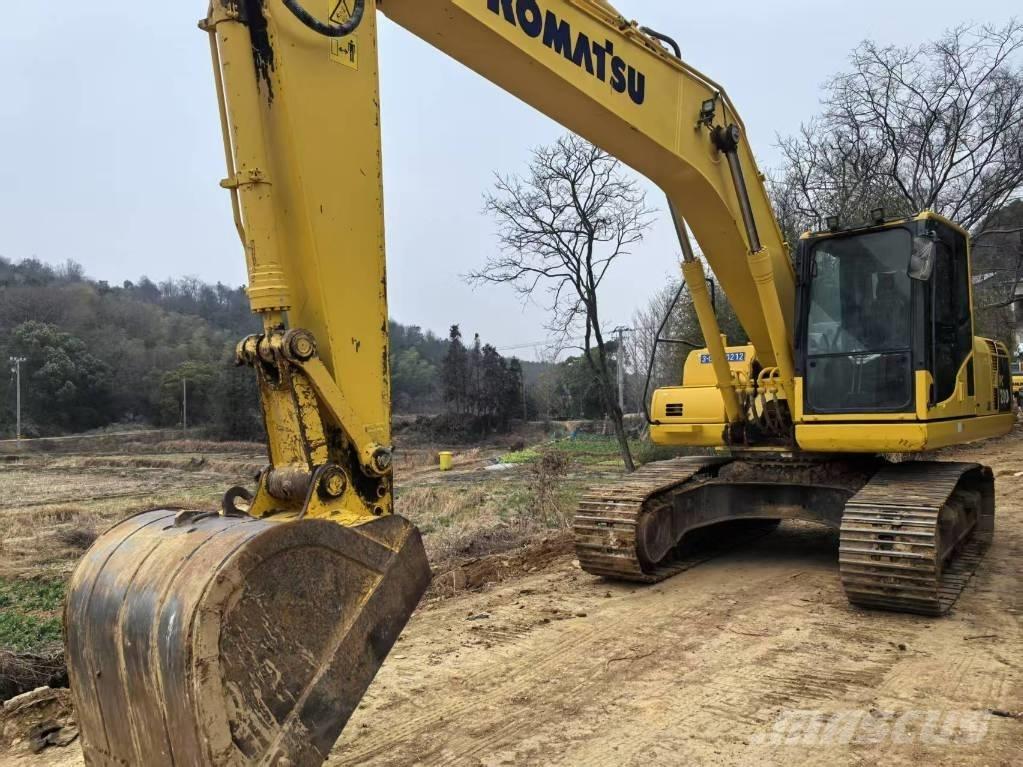 Komatsu PC 200-8 حفارات وسط 7 طن - 12 طن
