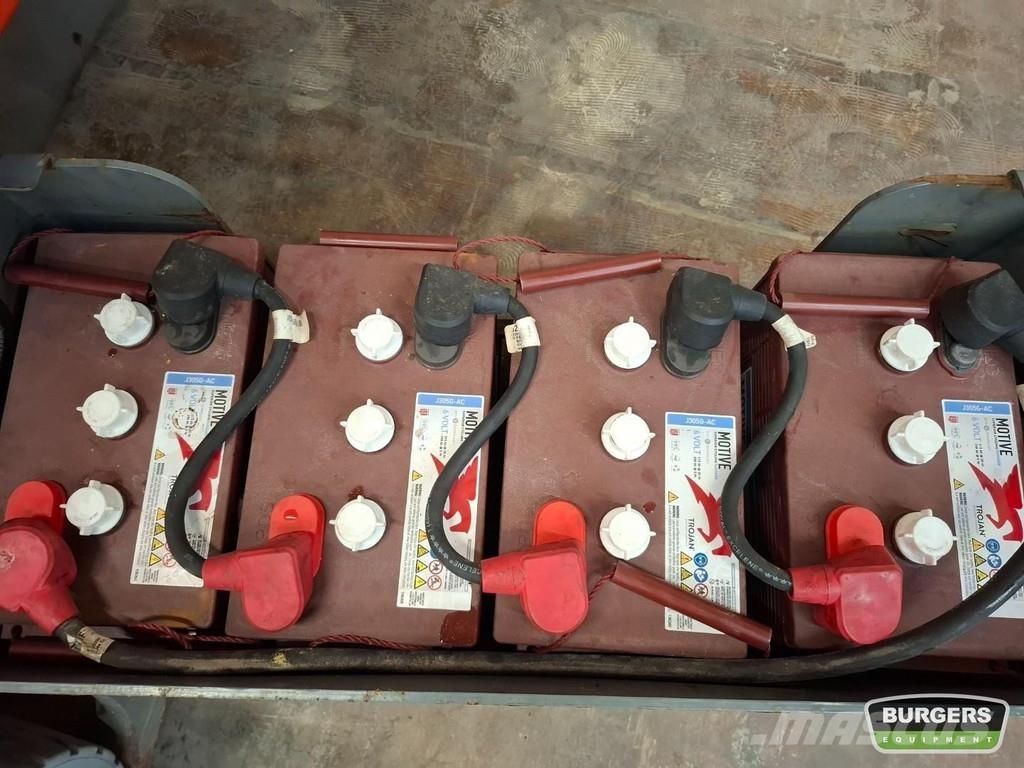 SkyJack SJ30 ARJE رافعات سلة مفصلية