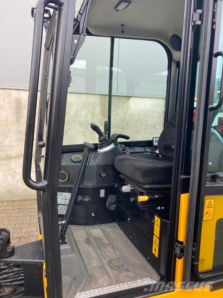 JCB 19 C-1 حفارات صغيرة أقل من 7 طن (حفارات صغيرة)