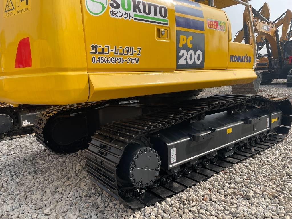 Komatsu PC 200 حفارات زحافة
