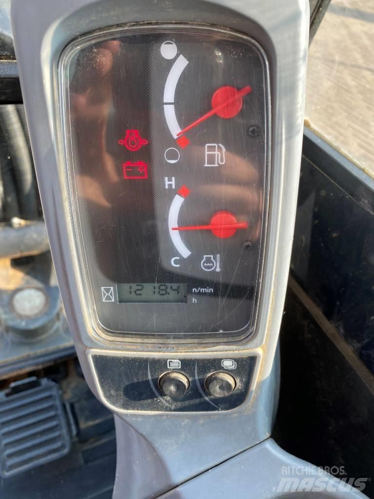 Kubota U 27-4 حفارات صغيرة أقل من 7 طن (حفارات صغيرة)