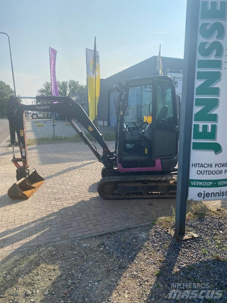 Kubota U 27-4 حفارات صغيرة أقل من 7 طن (حفارات صغيرة)