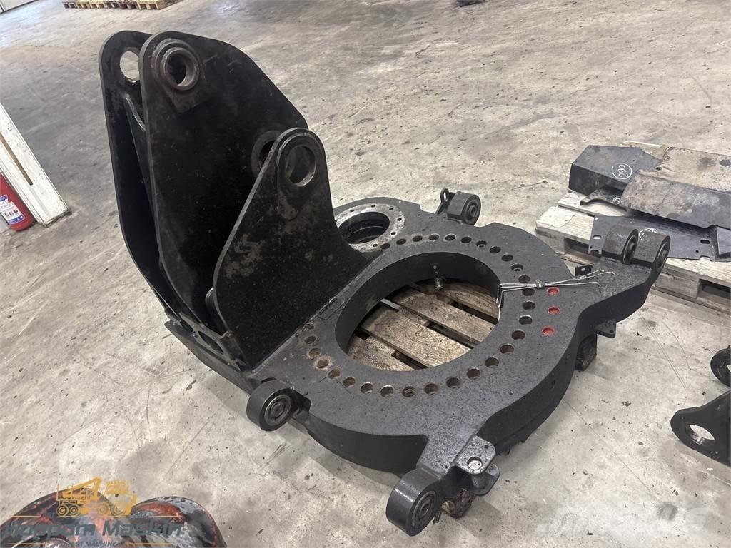 Komatsu 270H رافعات حصادات