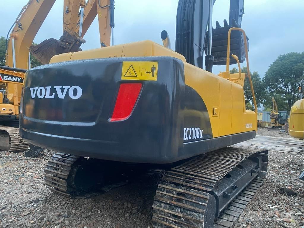 Volvo EC 210 B LC حفارات زحافة