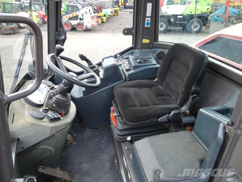 Mecalac AS700 لوادر بعجل