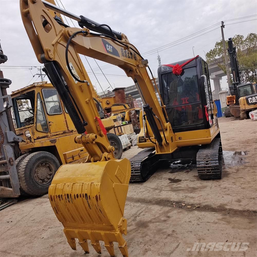 CAT 306 D حفارات وسط 7 طن - 12 طن