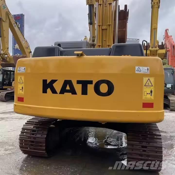 Kato HD 820 حفارات زحافة