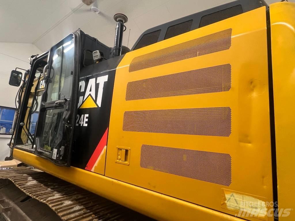 CAT 324 EL حفارات زحافة