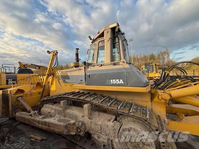 Komatsu D 155 A-3 بلدوزرات مجنزرة