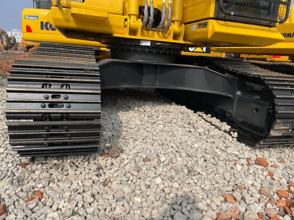 Komatsu PC 200 حفارات زحافة
