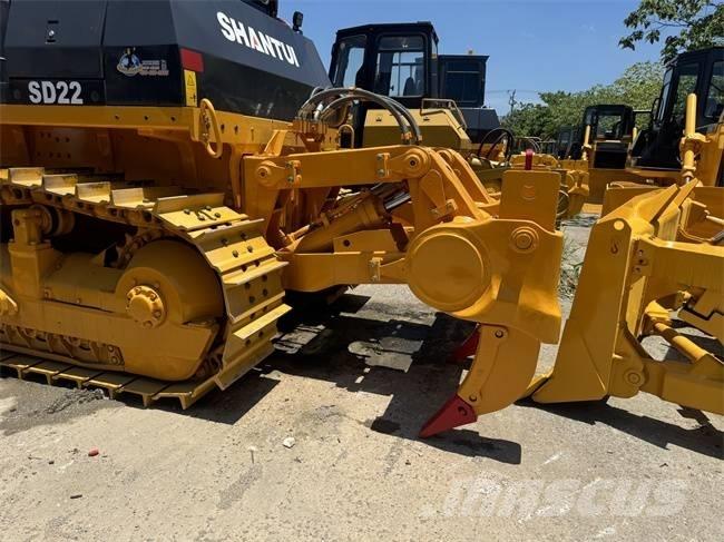 Shantui SD 22 بلدوزرات مجنزرة