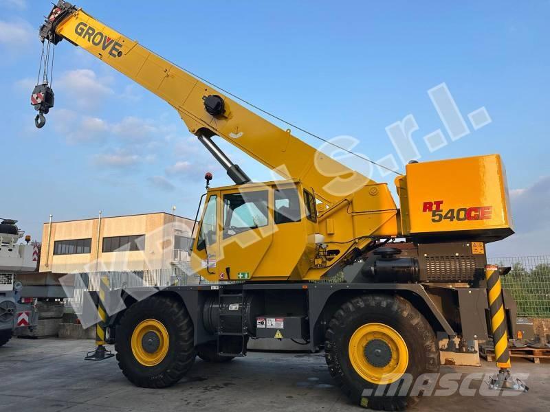Grove RT540CE رافعات الطرق الوعرة