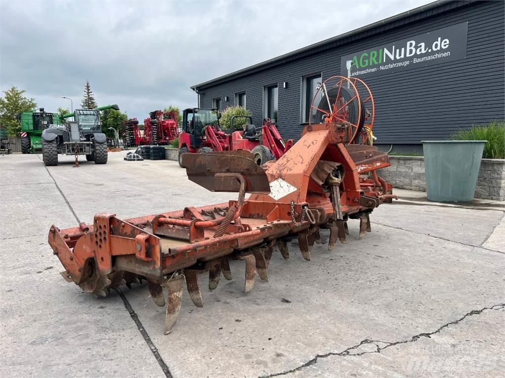 Kuhn HRB 302 D-A الكاسحات وقلابات التربة ذات المحركات