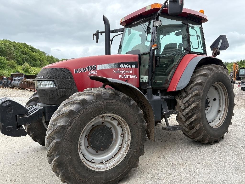 Case IH MXM 155 Pro الجرارات