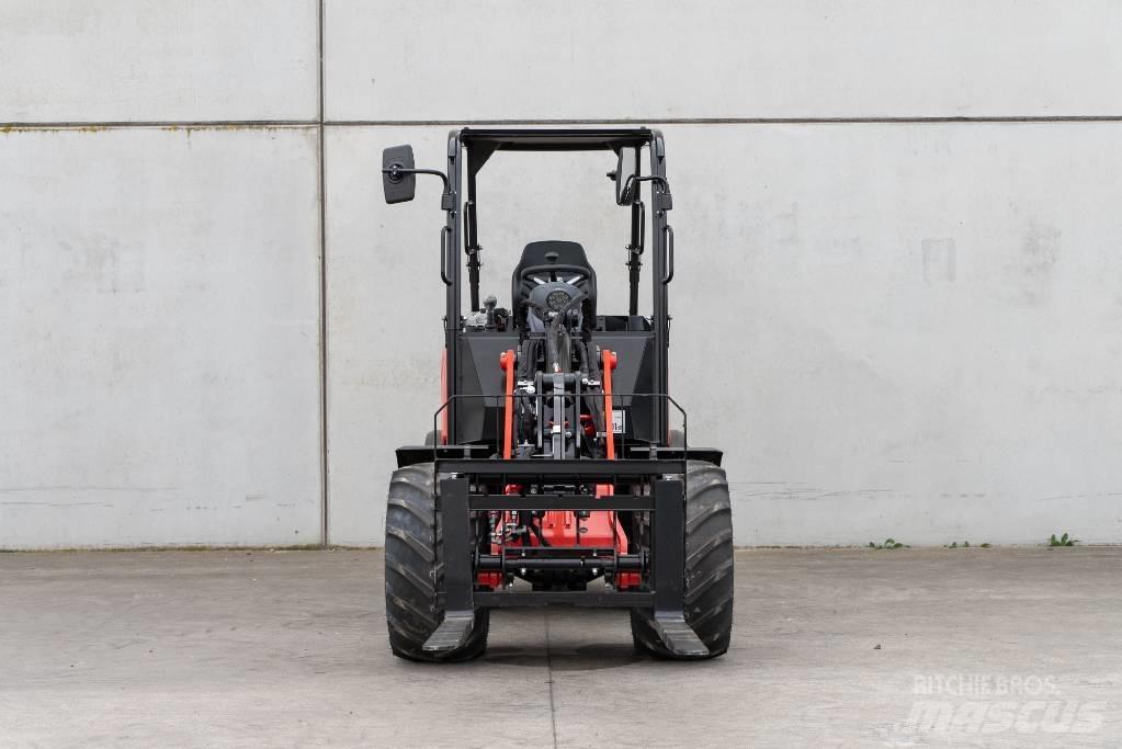 Manitou MLA 3-25HC لوادر صغيرة