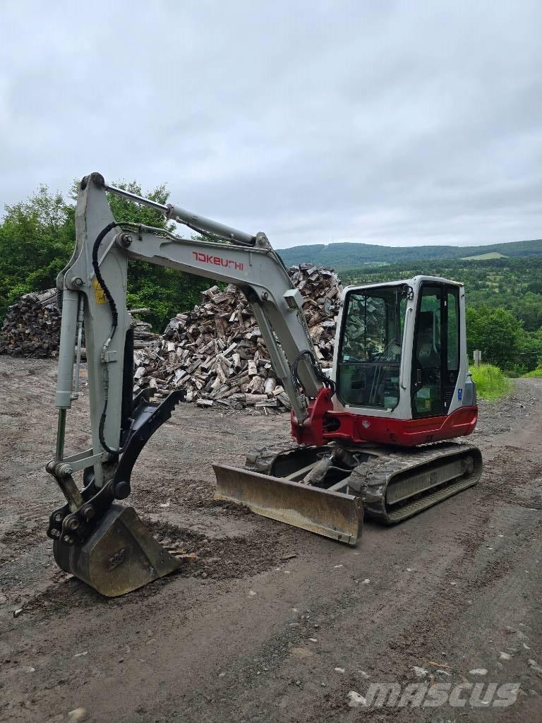 Takeuchi TB 250 حفارات صغيرة أقل من 7 طن (حفارات صغيرة)