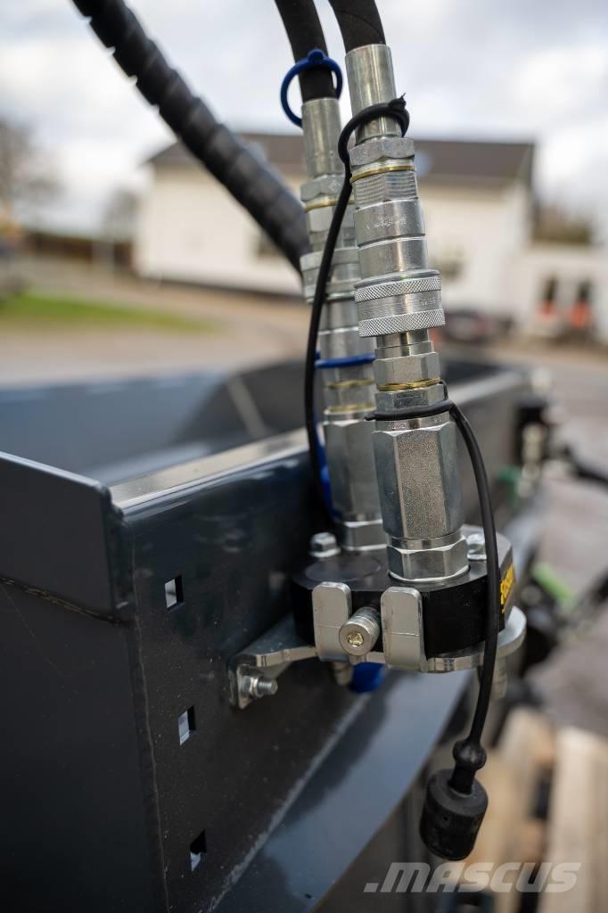 Avant Saltspreder معدات العناية بالأرض - غير ذلك