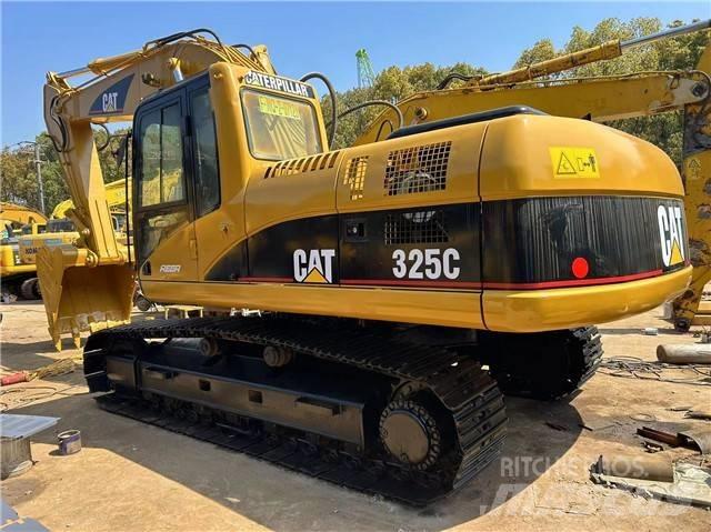 CAT 325 C حفارات زحافة