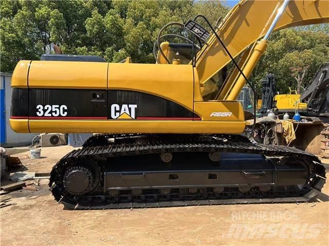 CAT 325 C حفارات زحافة