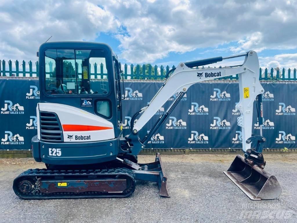 Bobcat E 25 حفارات صغيرة أقل من 7 طن (حفارات صغيرة)