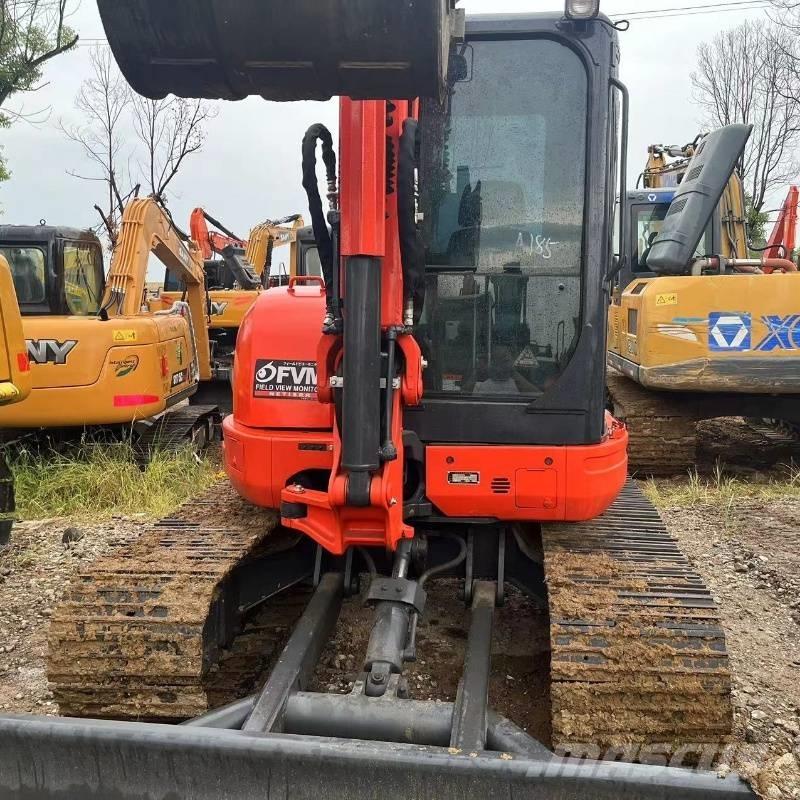 Kubota U 48 حفارات صغيرة أقل من 7 طن (حفارات صغيرة)