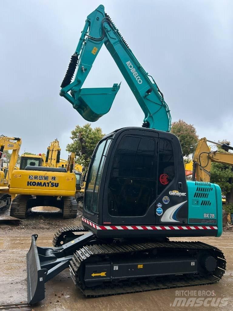 Kobelco SK 75 حفارات صغيرة أقل من 7 طن (حفارات صغيرة)