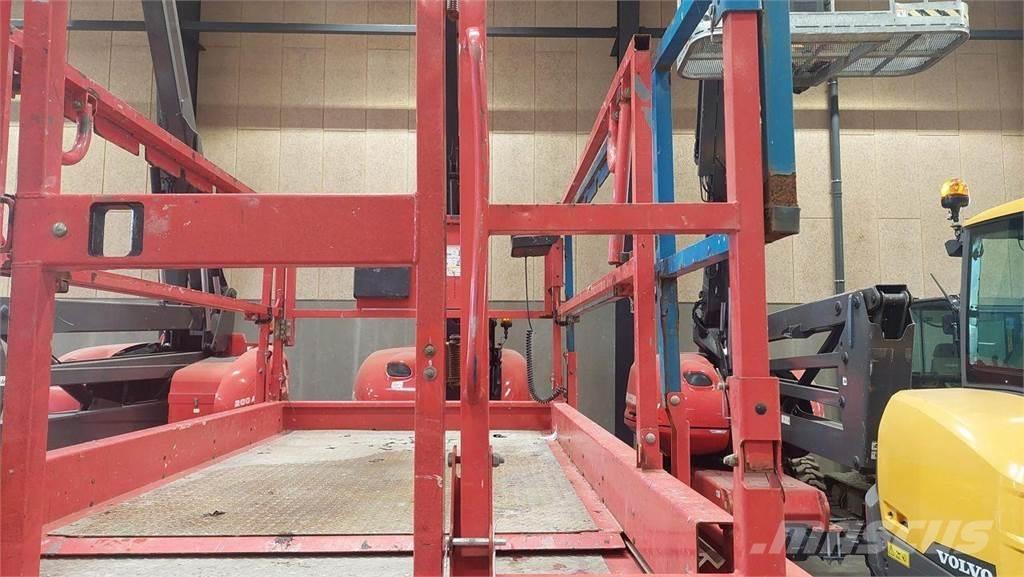 Manitou 120SC رافعات مقصية الشكل