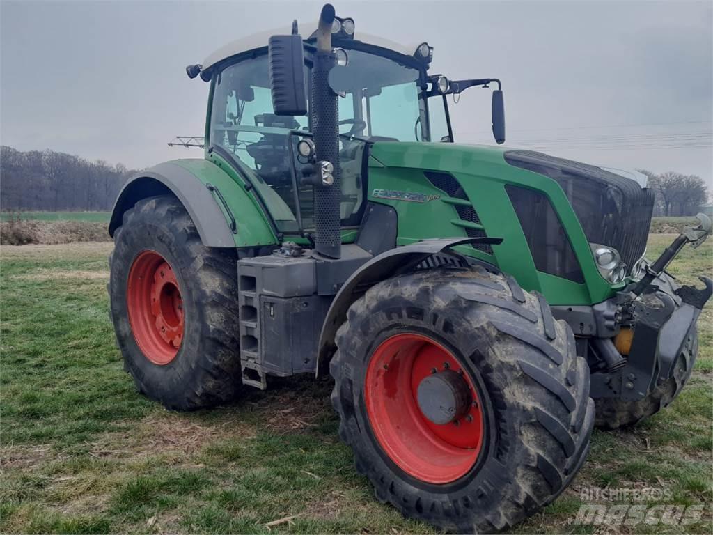 Fendt 826 Vario الجرارات