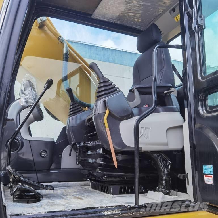 CAT 325DL حفارات زحافة
