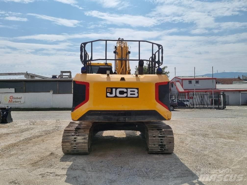 JCB 220 XL 4F حفارات زحافة