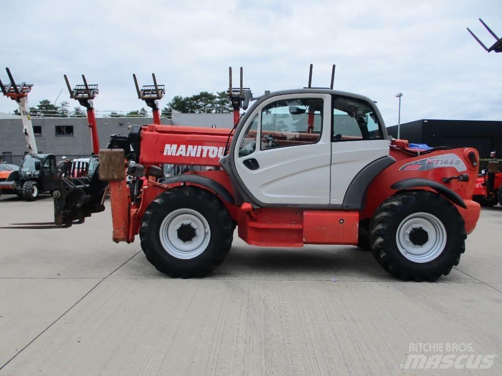 Manitou MT 1440 (866) مناولات متداخلة