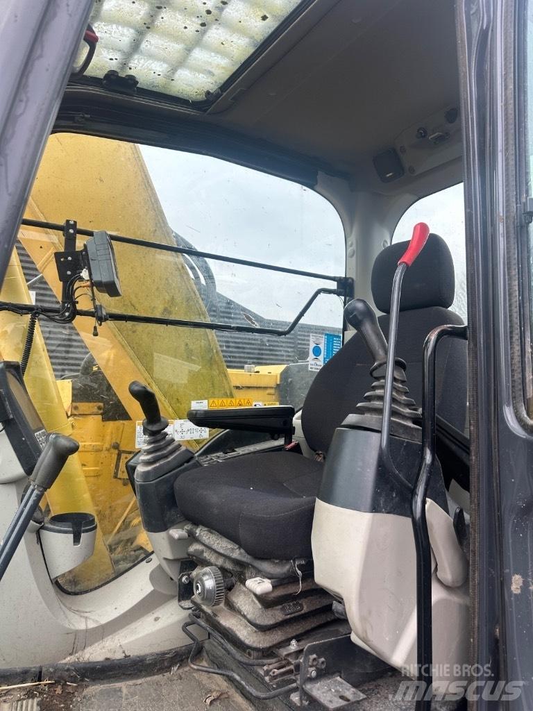Kobelco E 140 CSR حفارات زحافة