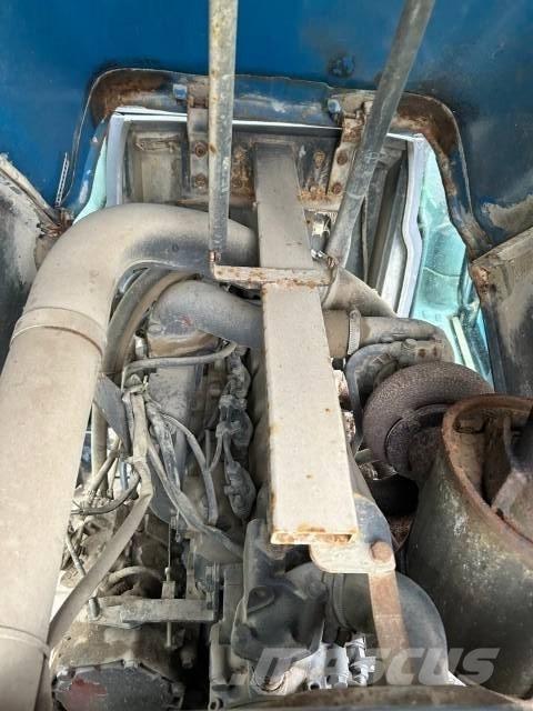 Ford 6635 DT الجرارات