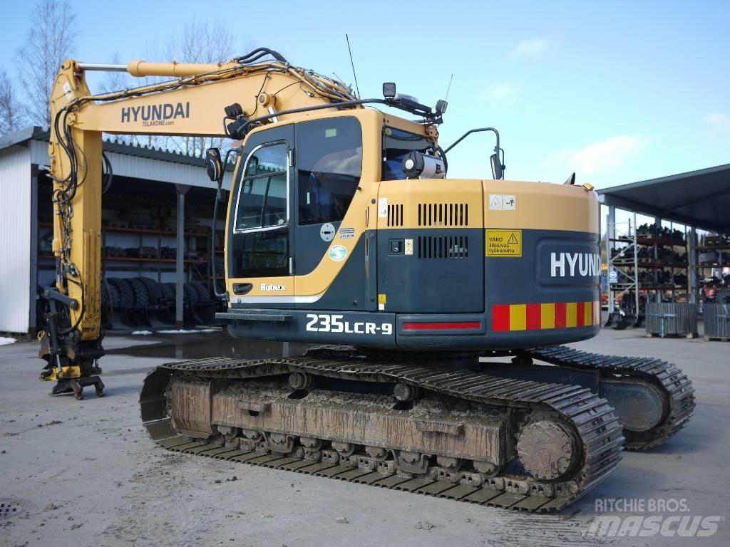 Hyundai R 235 LCR-9 حفارات زحافة