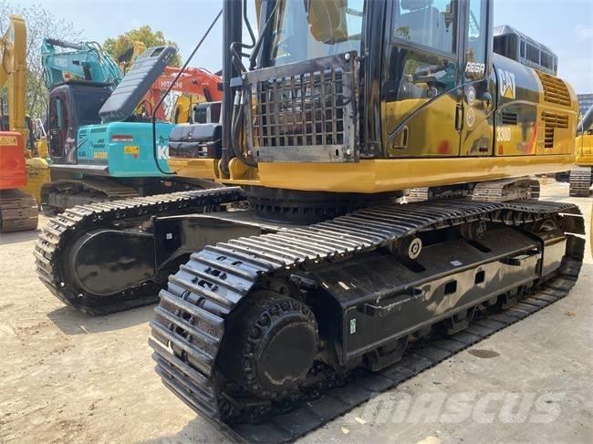 CAT 330 D2L حفارات زحافة