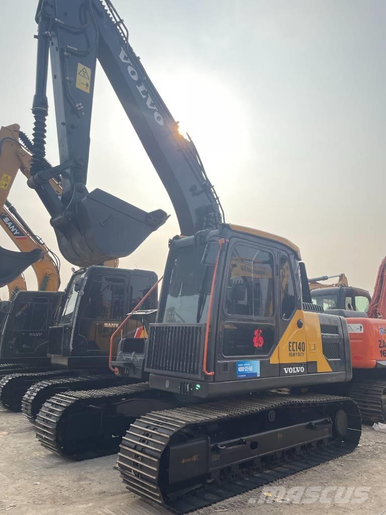 Volvo EC 140 حفارات زحافة