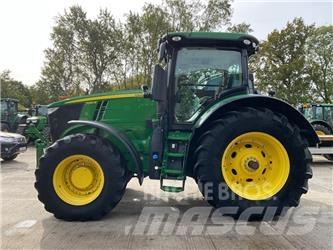 John Deere 7310 R الجرارات