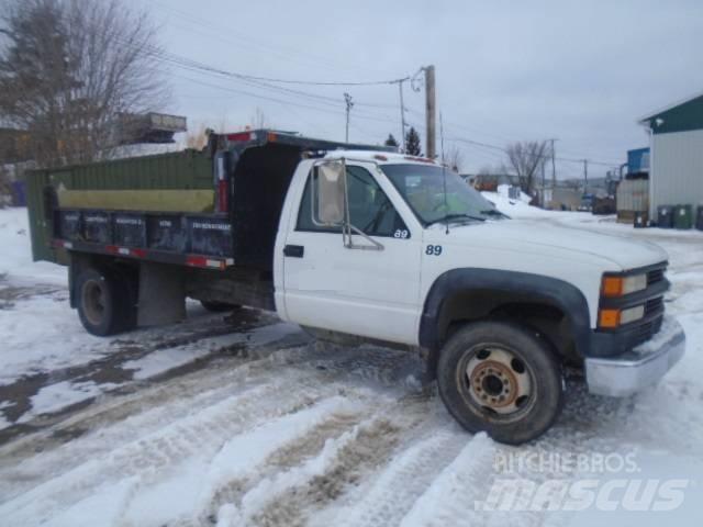 Chevrolet 3500 HD شاحنات قلابة